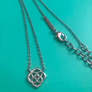 Kendra Scott Necklace